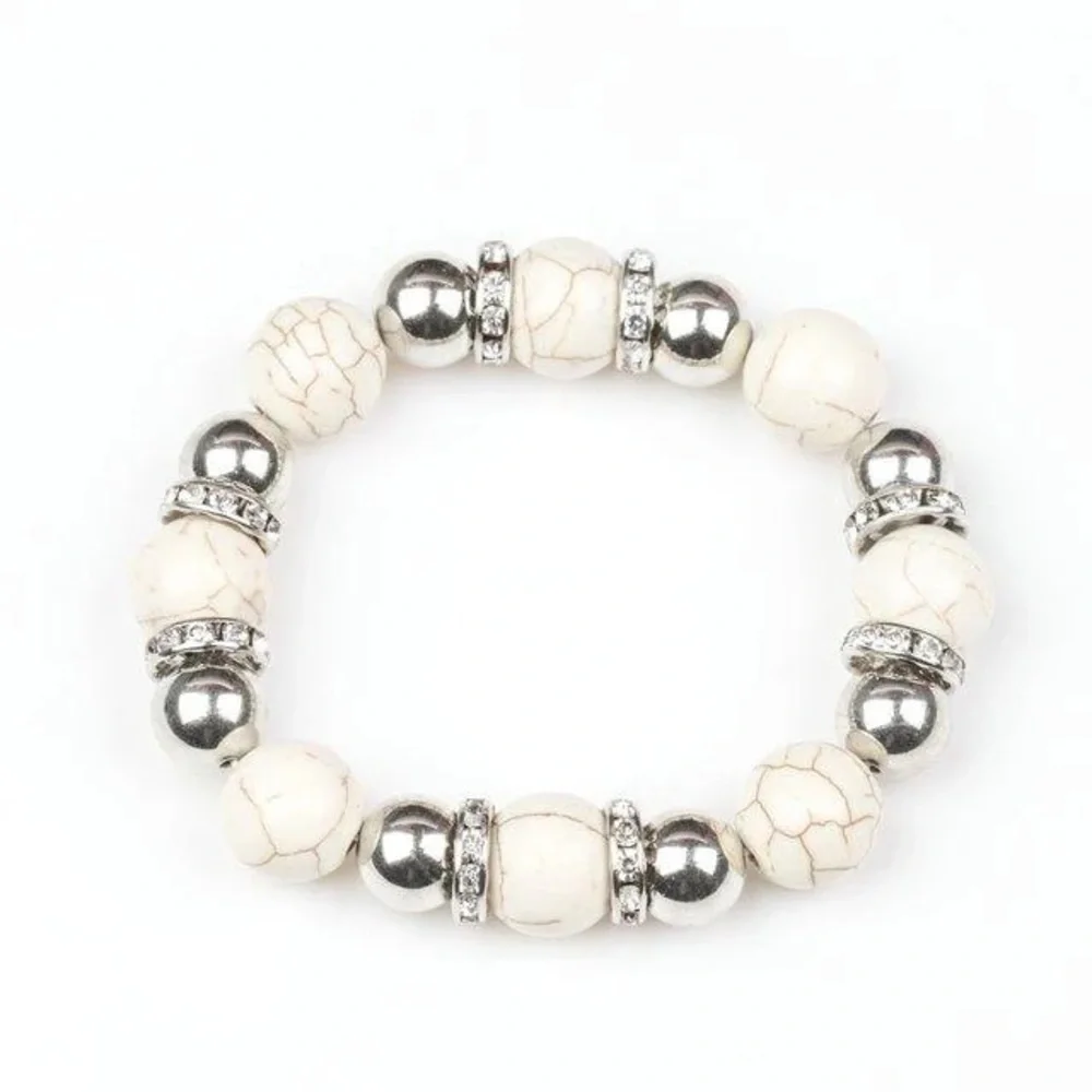 NEW Chic Silver and Cream Beaded Bracelet